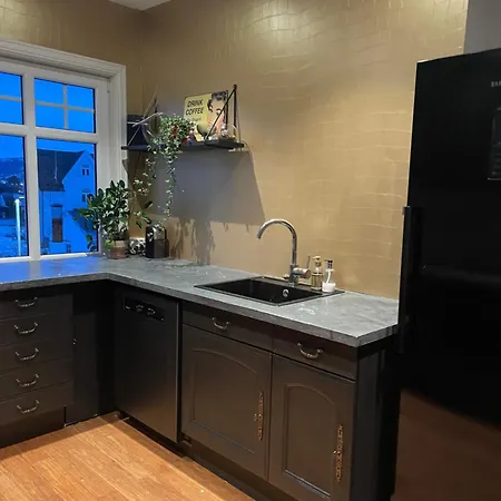 Villa Apartment *