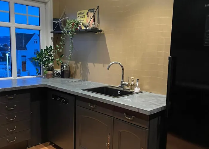 Villa Apartment *